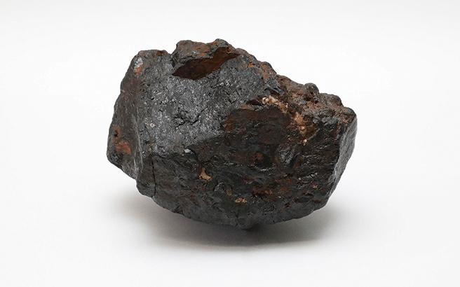 Tungsten ore. The percentage of tungsten contained in the ore is less than 1%.