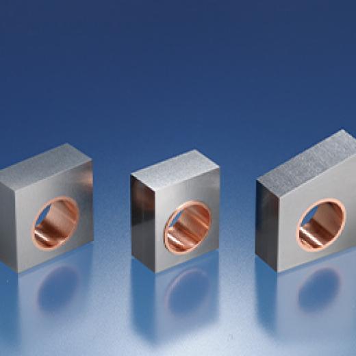 Tungsten Monoblock（钨单块）：尺寸约为30mm×30mm×10mm，是一种将适用于核聚变实验堆的钨材和无氧铜以特殊方式接合在一起的产品。被铜合金冷却管件串成串后构成组件。