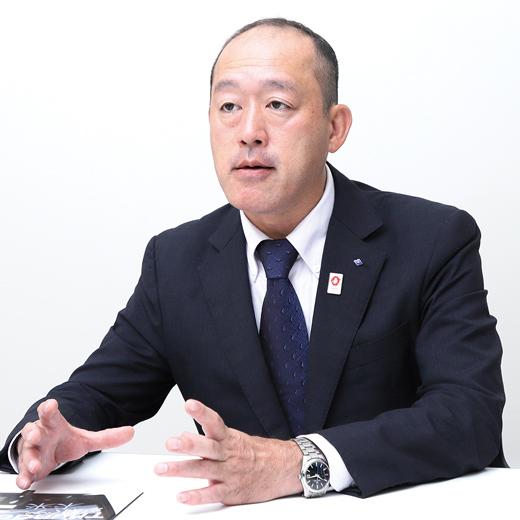 宽带网络事业部 影像设备部长 上町 新也