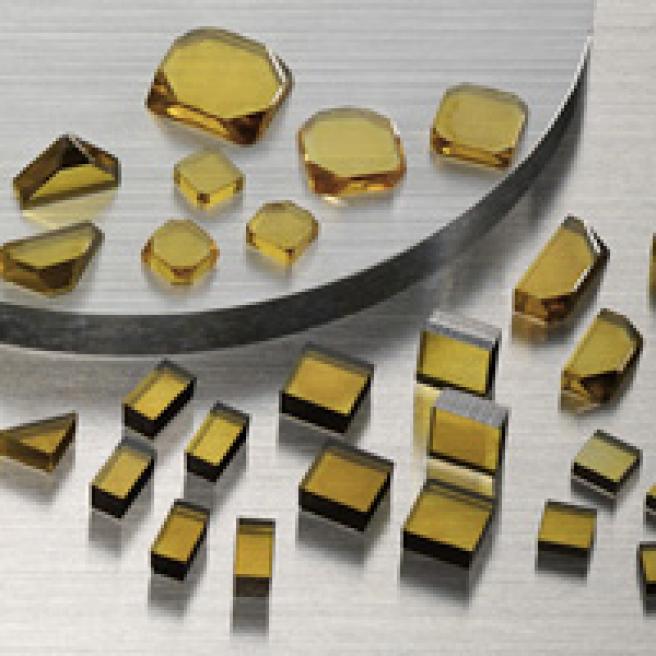 合成金刚石单晶体　工具用途材料 SUMICRYSTAL™