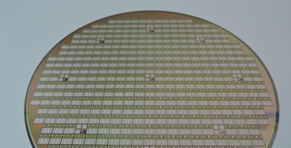 SiCエピ基板上に作製されたトランジスタ