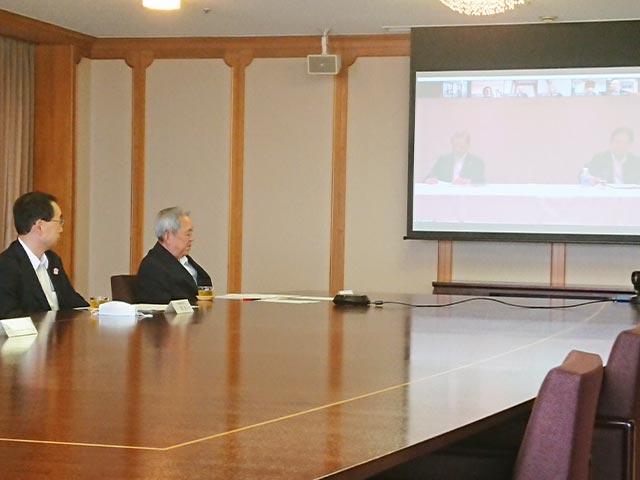 日本経済団体連合会首脳との懇談会
