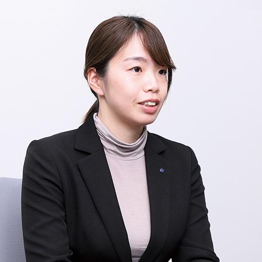 焼結製品事業部 営業部 大阪営業グループ中江 翠