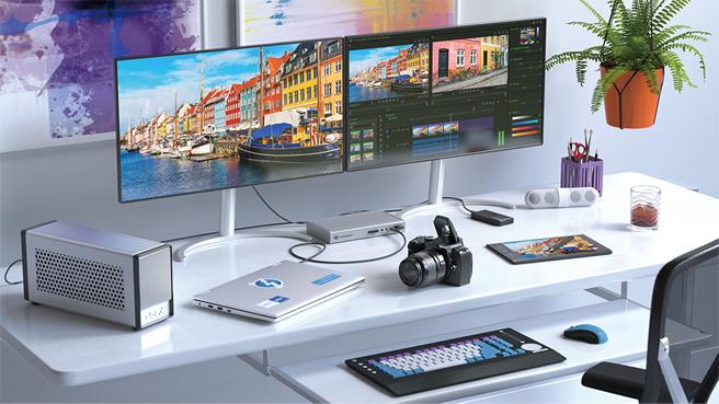 1本のThunderbolt™ケーブルで、4Kディスプレイが2台と複数の外部ストレージを同時接続できる快適な作業環境を実現(画像提供:Intel社)