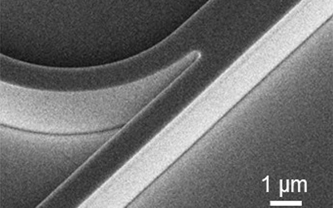 精度の高いドライエッチング技術