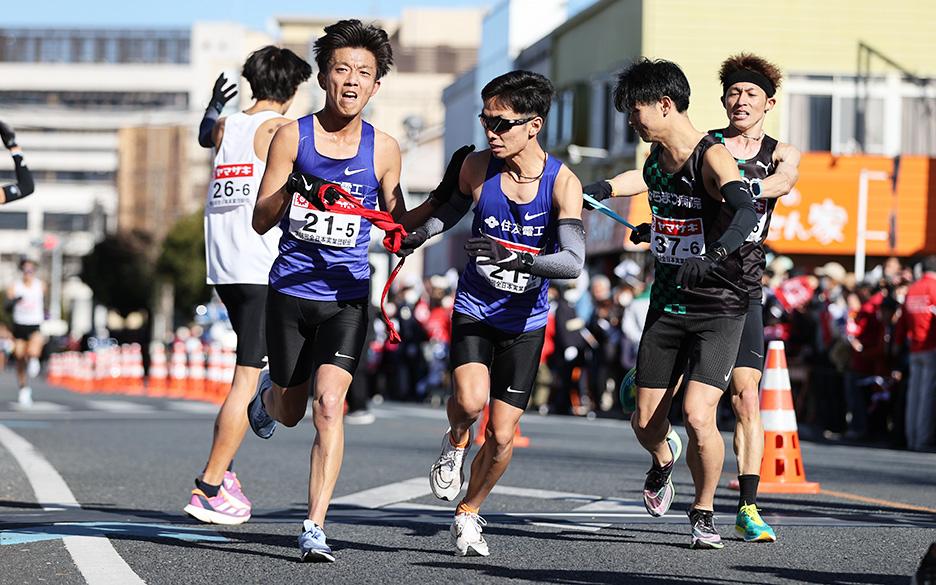 関西実業団対抗駅伝競走大会_5区6区村田選手上田選手