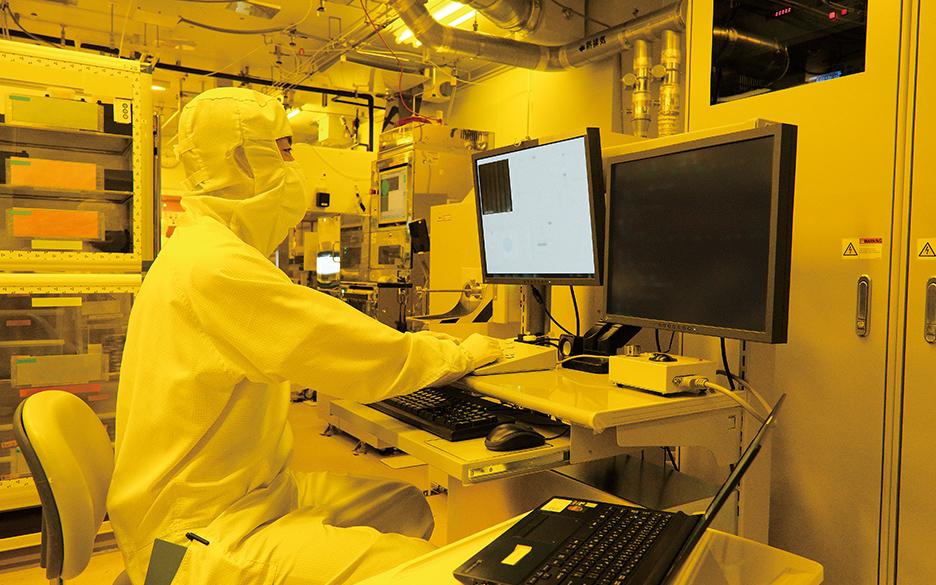 光デバイスの量産化に向けたプロセス開発～新製品に対応したプロセス技術開発～