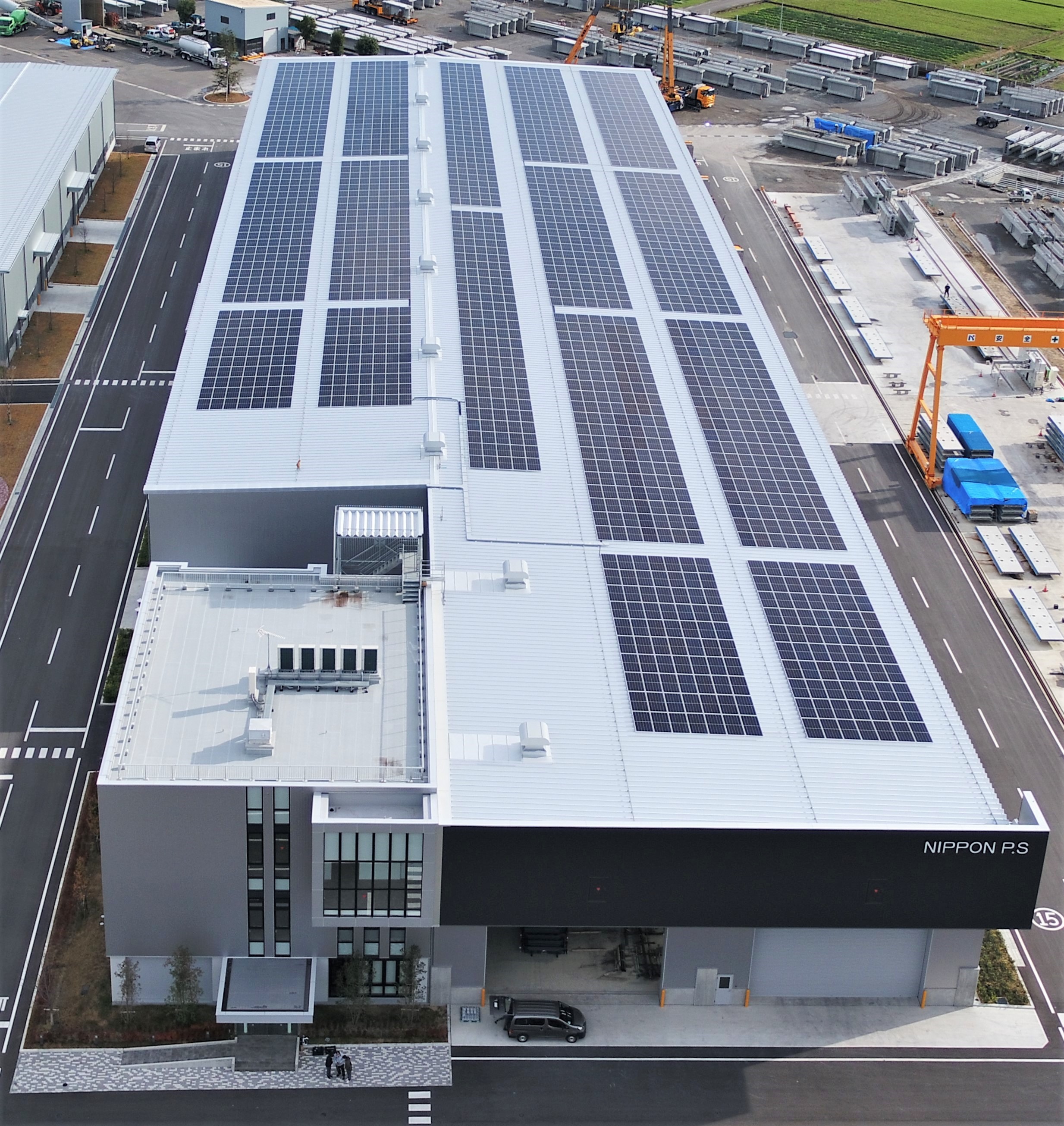 Redox flow battery system installation