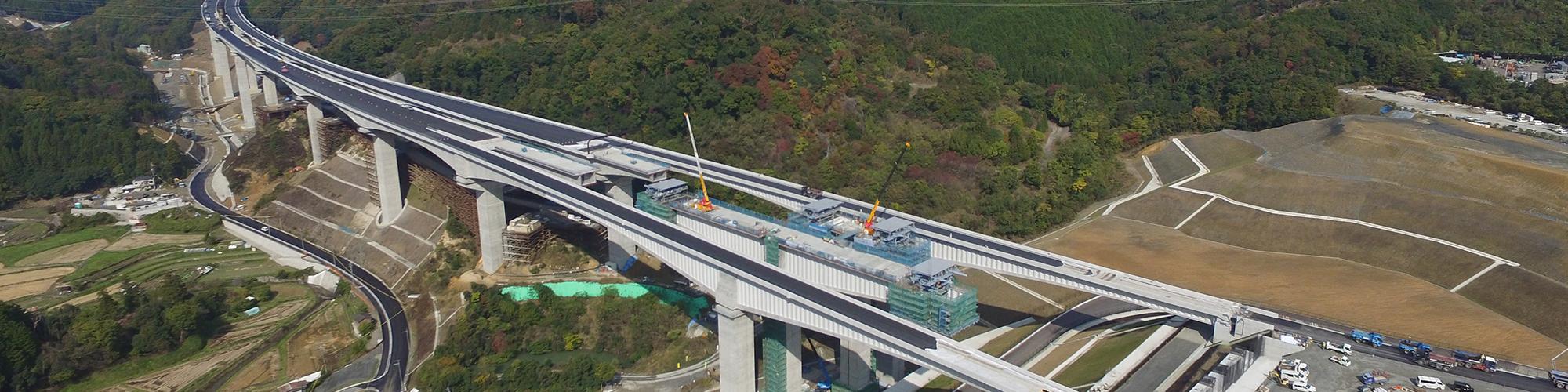 Prestressing Steel Technology Supported the Shin-Meishin Project