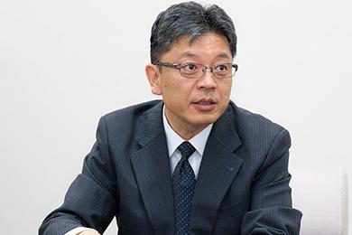 Makoto Setoyama / Senior Assistant General Manager, PVD Development Group, Hard Materials Development Dept., Sumitomo Electric Hardmetal Corp.