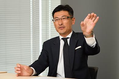 Yoshitaka Katayama General Manager Electronic and Information System Materials Sales Division Electronics Sales Units