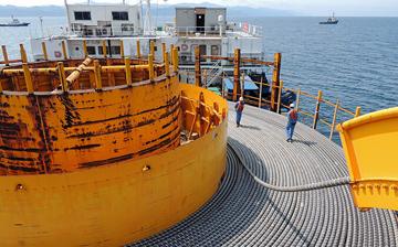 HVDC XLPE submarine and land cables connects Hokkaido to Honshu