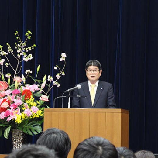 Ceremony to Welcome New Staff Members