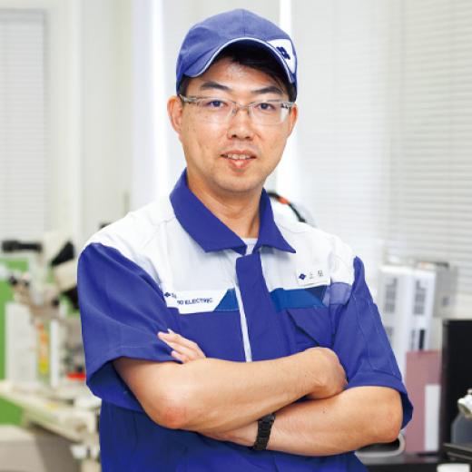 Shingo Ueda, First Sumiden Circuits, Inc. (Photo taken when he was the General Manager of Technical Development Department, Flexible Printed Circuits Division, Sumitomo Electric Industries, Ltd.)