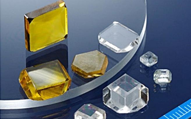 Large high-quality single crystal diamond