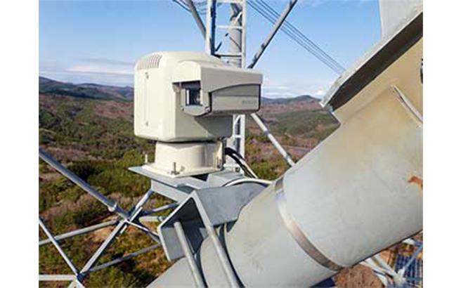 Overhead_03.jpg