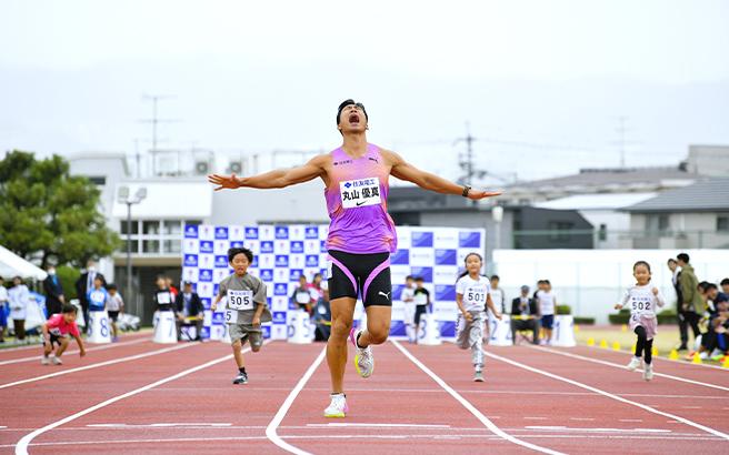 Maruyama runs the 50m race