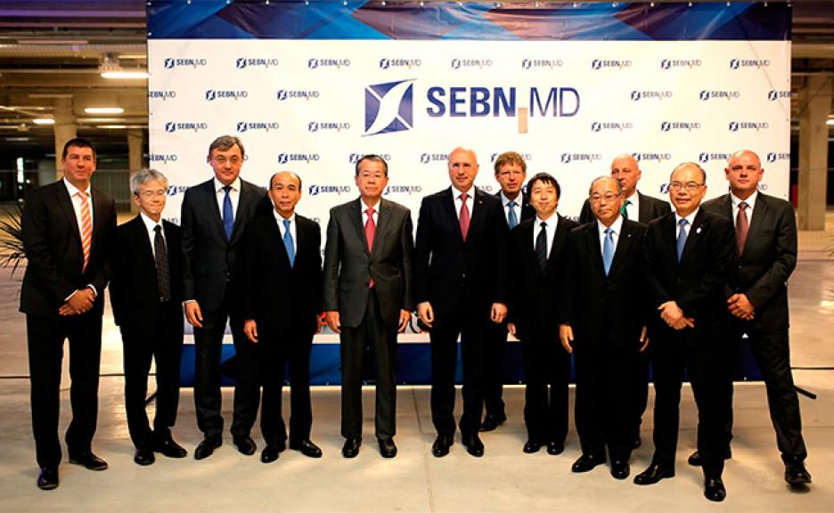 H.E. Mr. Pavel Filip, Prime Minister of the Republic of Moldova (6th from left), H.E. Mr. Masanobu Yoshii, Ambassador of Japan to the Republic of Moldova (8th)and related parties of S.R.L. SE Bordnetze