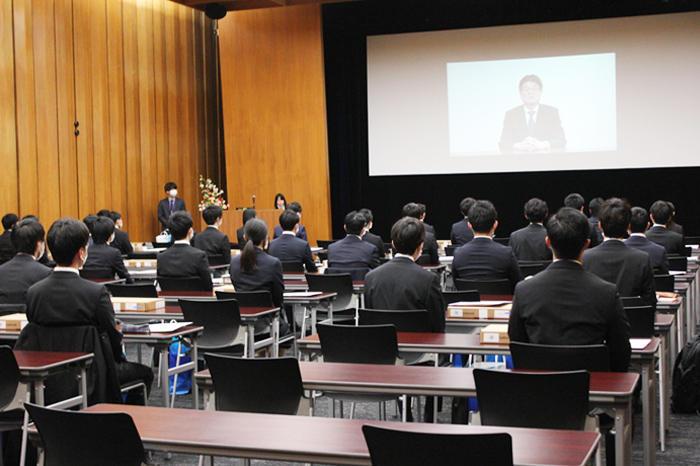 Ceremony to Welcome New Staff Members