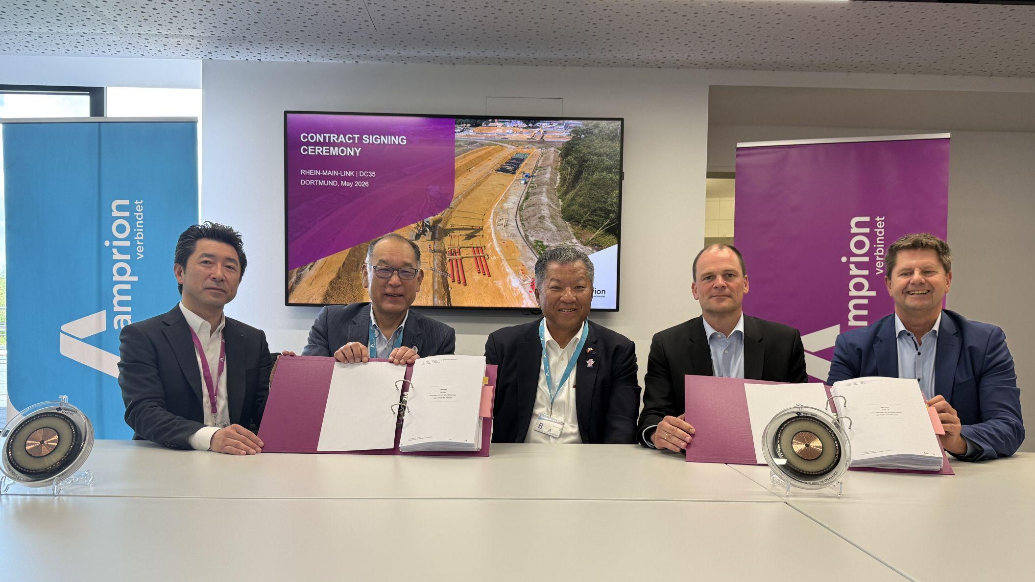 signing_ceremony
